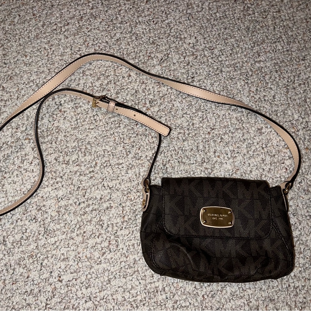 Michael Kors crossbody bag